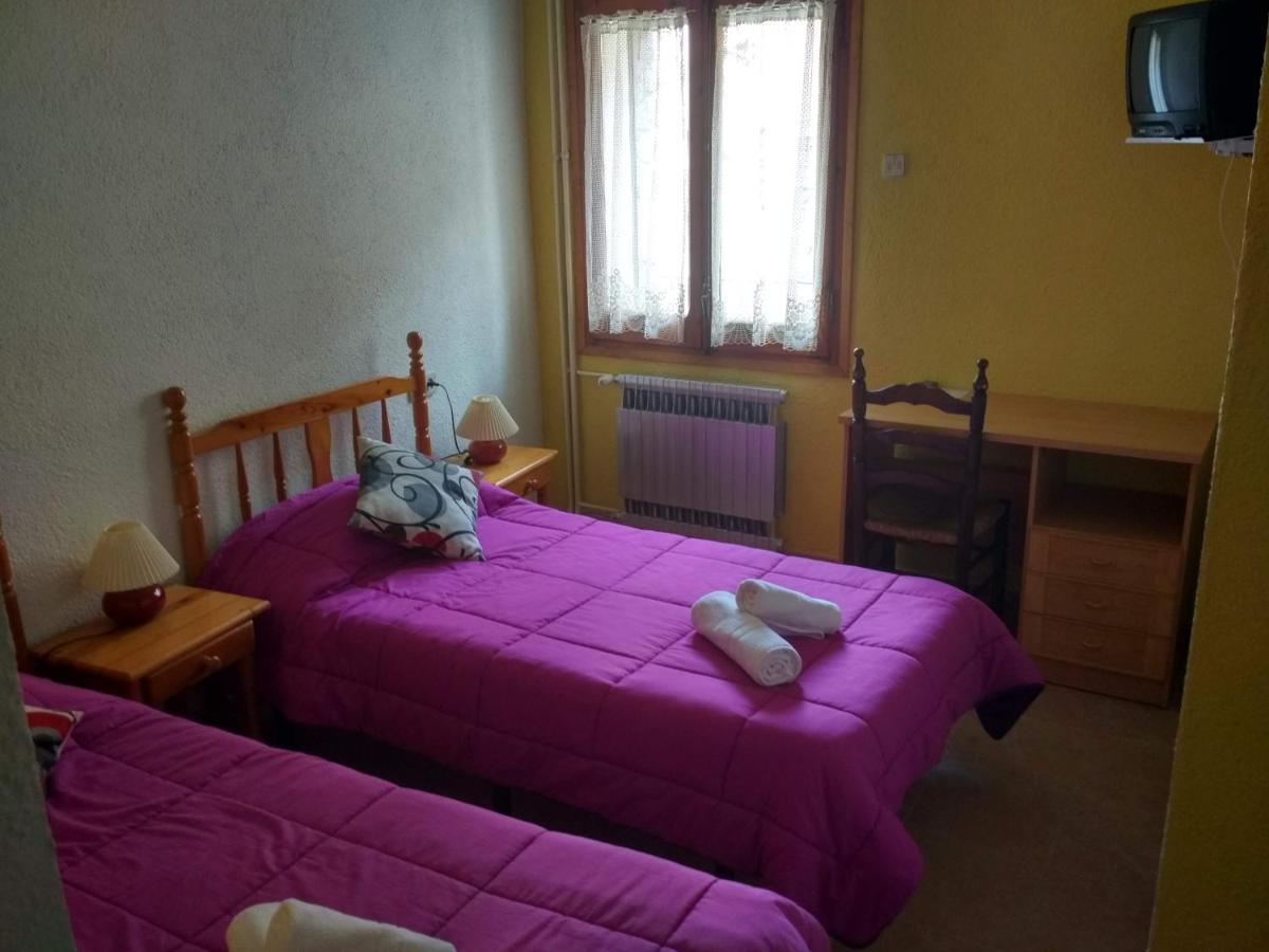 Hostal Pas De La Pera Aransá Extérieur photo
